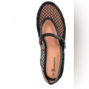 No Boundaries Black Mesh Flats